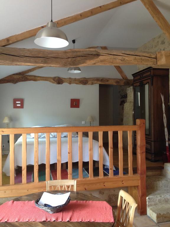 Chateau Nardou Hotel Saint-Sulpice-et-Cameyrac Room photo