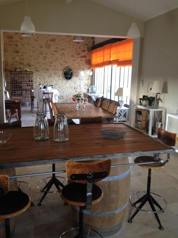 Chateau Nardou Hotel Saint-Sulpice-et-Cameyrac Room photo